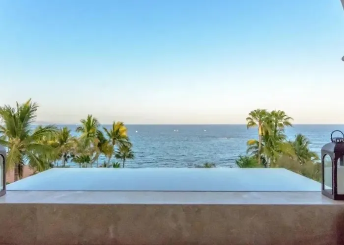 Modern Beachfront Escape In Cabo *